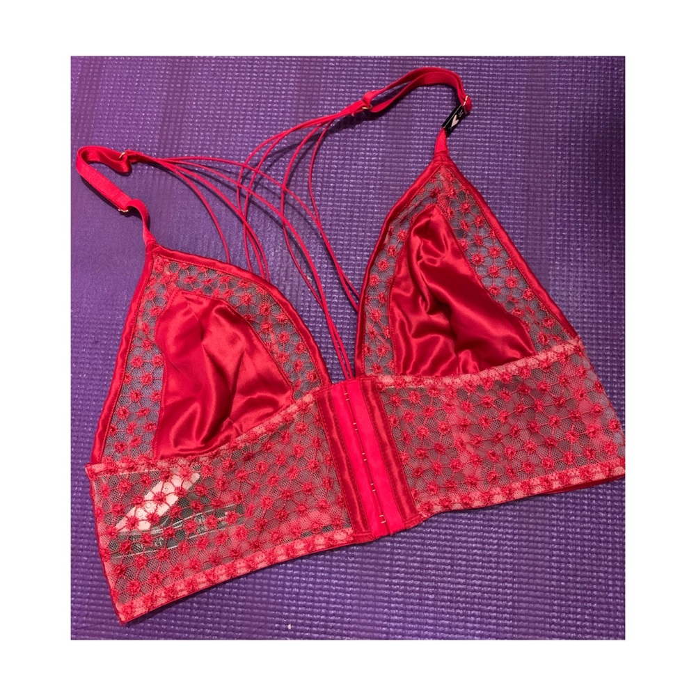 Victoria Secret Red Bralette 👄